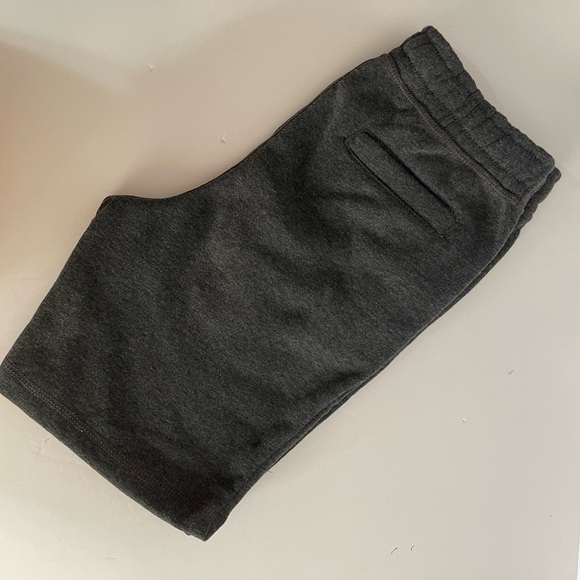 NWT Boy’s LEG3ND Comfort Fit Short. - Picture 6 of 6